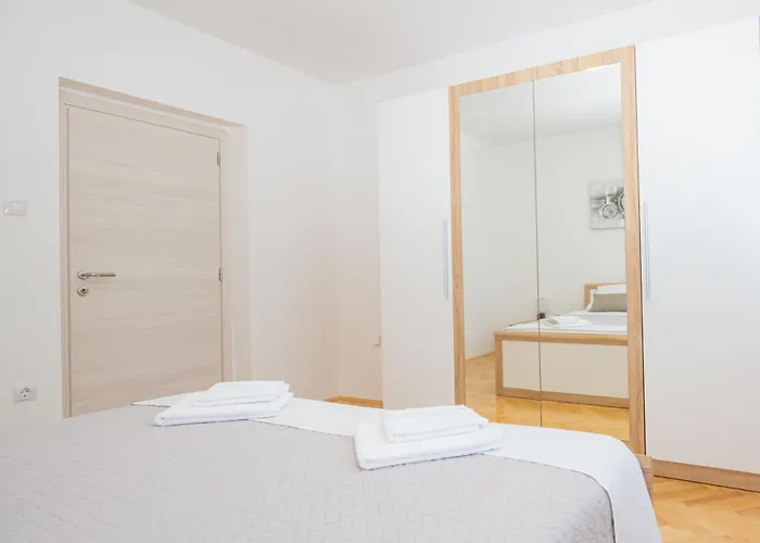 Cimerman Lejlighed Krk Town